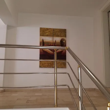 Apartamento Duplex Berti Sarandë