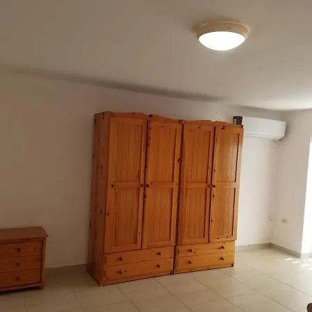 Duplex Berti Sarandë