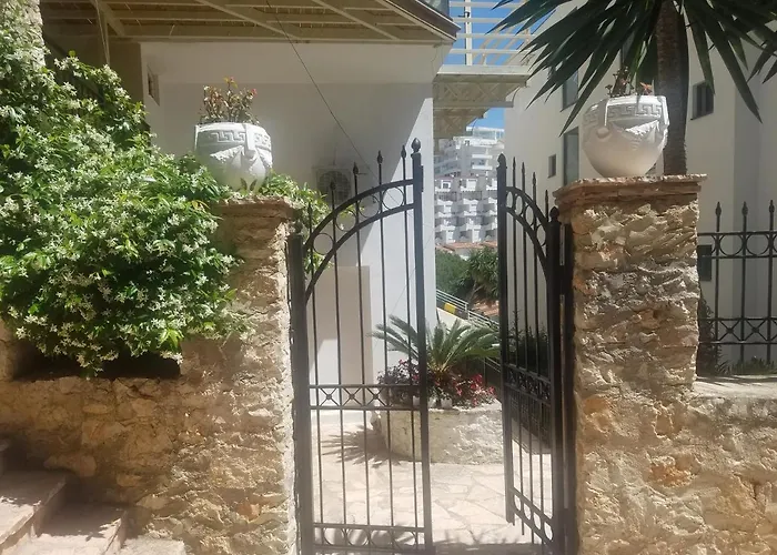 Apartamento Duplex Berti Sarandë